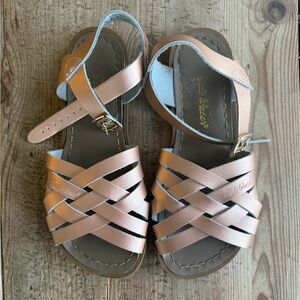 Salt Water Retro Sandals in Rose Gold